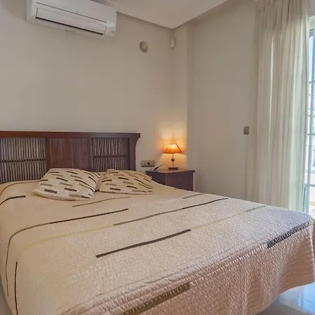Fantastic Town House In Lomas De Cabo Roig